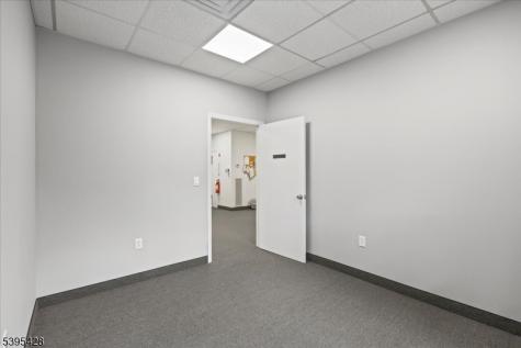 59 E Mill Road Washington NJ 07853