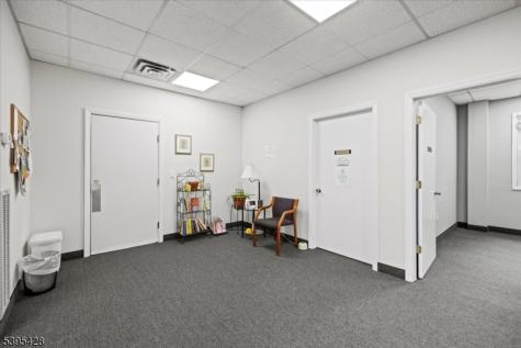 59 E Mill Road Washington NJ 07853