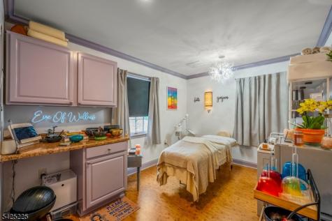 365 Franklin Avenue Wyckoff NJ 07481