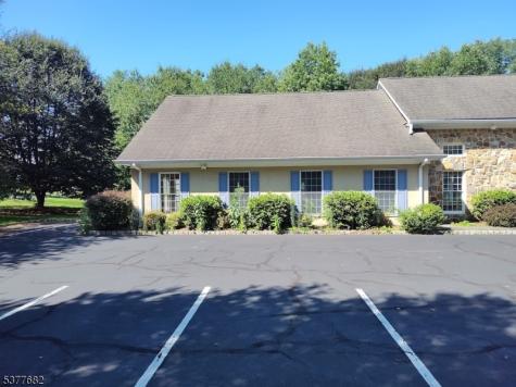 1 Brookfield Glen Drive White NJ 07823