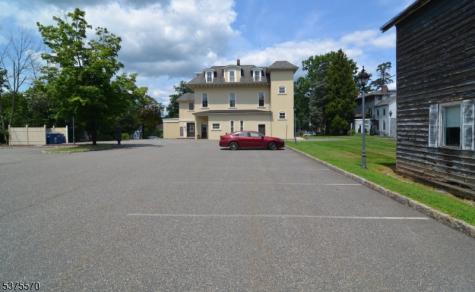 24 Mine Street Flemington NJ 08822