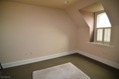 24 Mine Street Flemington NJ 08822