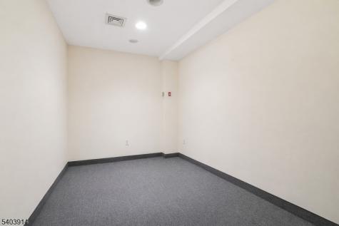 234 Main Street Lincoln Park NJ 07035