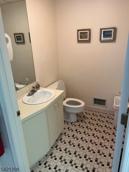 5 Mountain Boulevard Warren NJ 07059