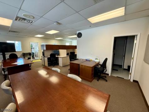 43 Bloomfield Avenue Mountain Lakes NJ 07046