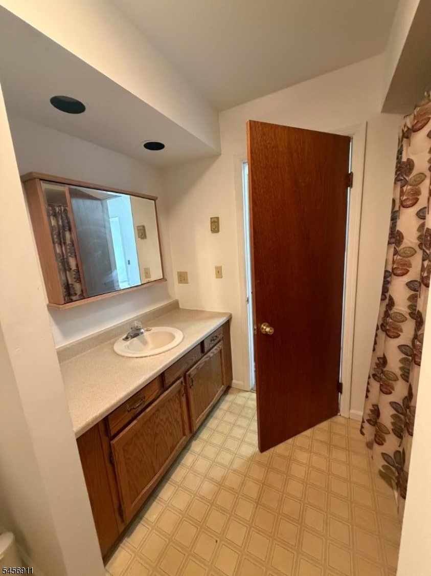 3617 RT23 Hardyston NJ 07419