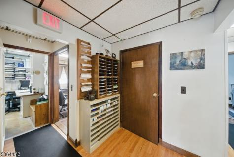 11 Vernon Avenue Hamburg NJ 07419