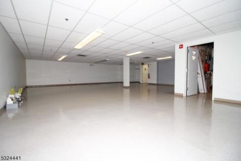 426 Ridgedale Avenue East Hanover NJ 07936