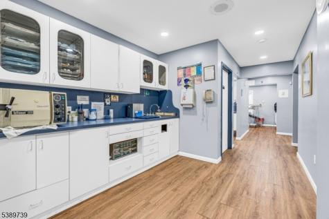553 Chilton Street Elizabeth NJ 07208