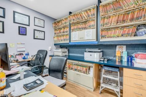 553 Chilton Street Elizabeth NJ 07208