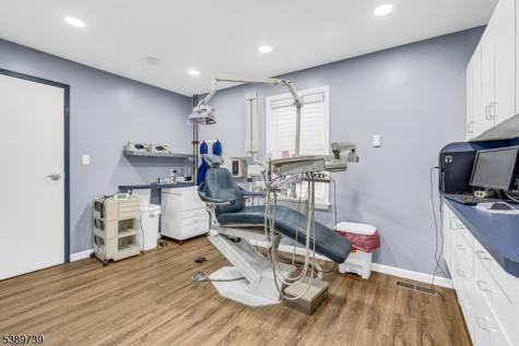 553 Chilton Street Elizabeth NJ 07208