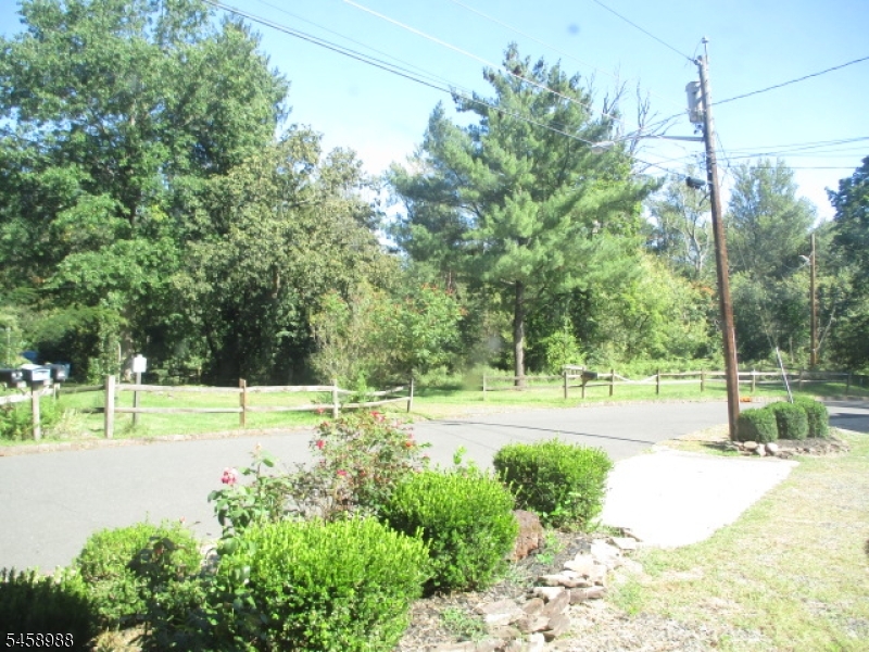 33 N River Street Millstone NJ 08844