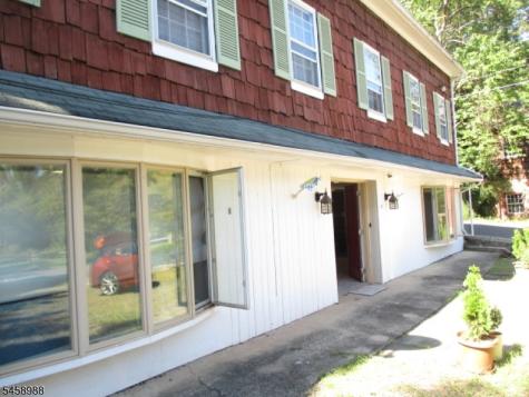 33 N River Street Millstone NJ 08844