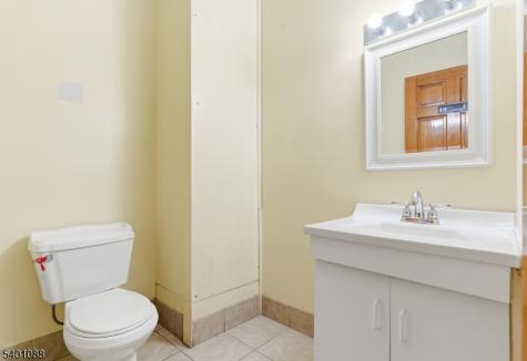 15 Warren Street Newark NJ 07102