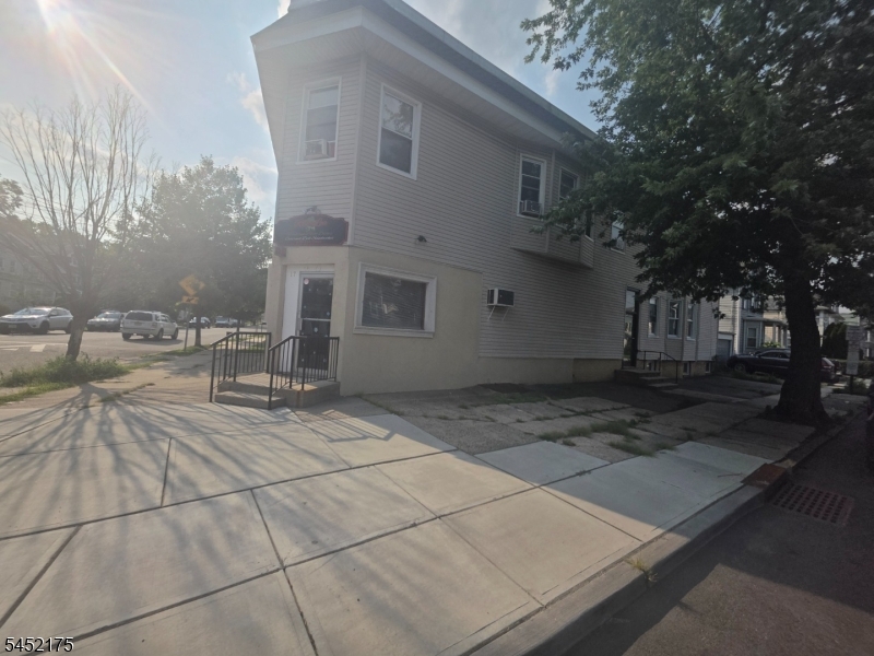 17 Maolis Avenue Bloomfield NJ 07003