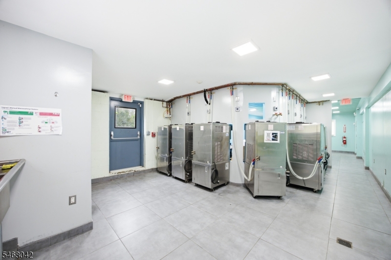 1878 ROUTE31 Clinton NJ 08809
