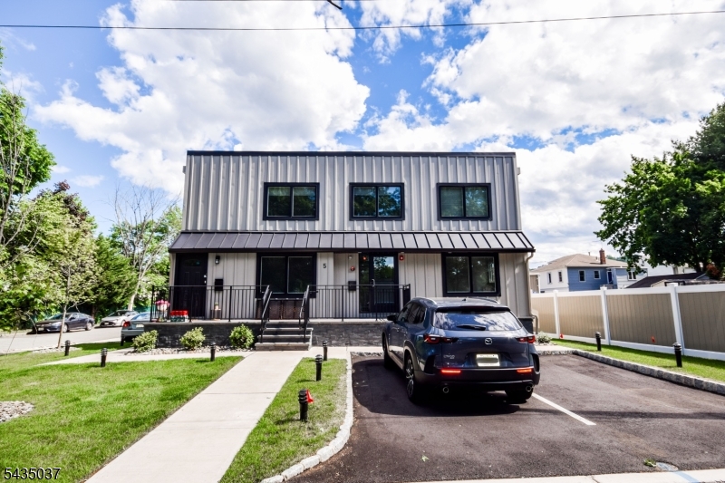 5 Muller Place Little Falls NJ 07424