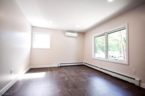 5 Muller Place Little Falls NJ 07424