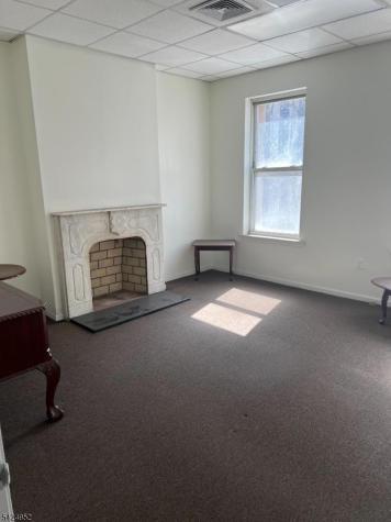 16 Green Street Newark NJ 07102