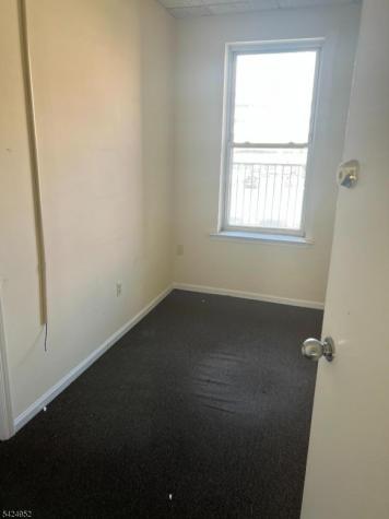 16 Green Street Newark NJ 07102