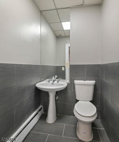 295 Montgomery Street Bloomfield NJ 07003