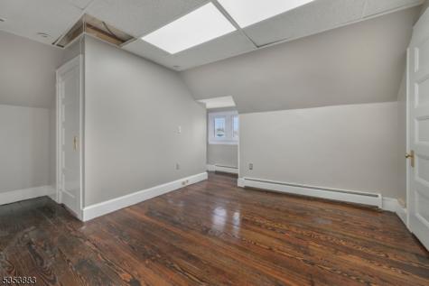 295 Montgomery Street Bloomfield NJ 07003