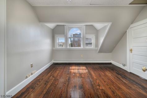 295 Montgomery Street Bloomfield NJ 07003