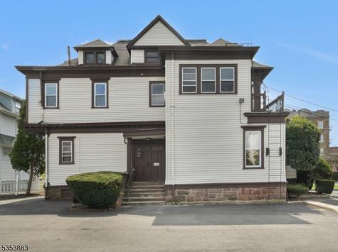 295 Montgomery Street Bloomfield NJ 07003