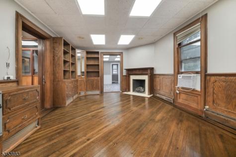 295 Montgomery Street Bloomfield NJ 07003