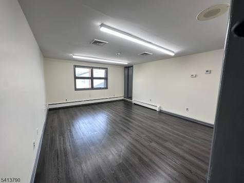 107 Stuyvesant Avenue Lyndhurst NJ 07071