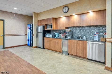 330 Changebridge Road Montville NJ 07058
