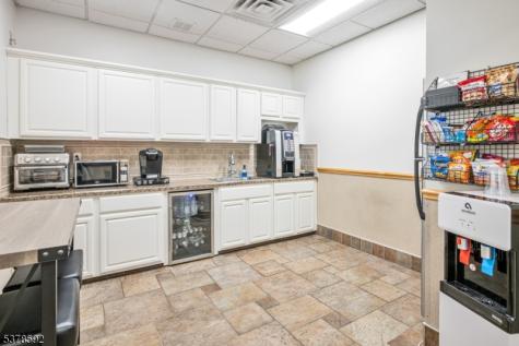 330 Changebridge Road Montville NJ 07058