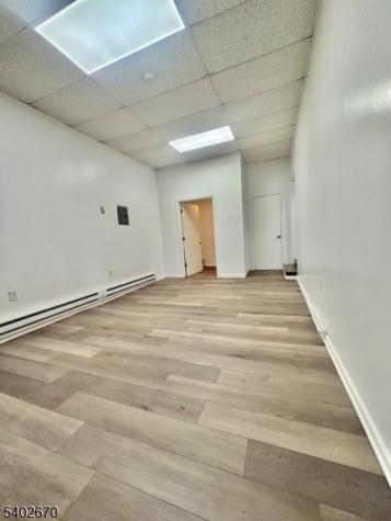 402 Hawthorne Avenue Newark NJ 07112