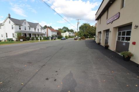 91 Brunswick Avenue Bloomsbury NJ 08804