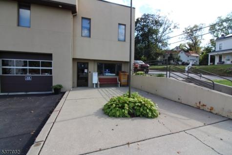 91 Brunswick Avenue Bloomsbury NJ 08804