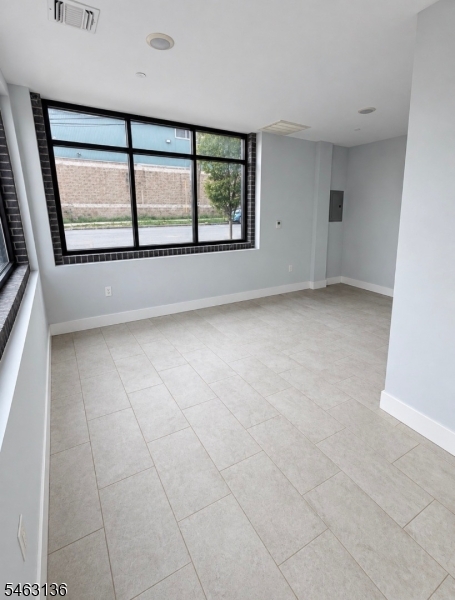 529 Mulberry Newark NJ 07114