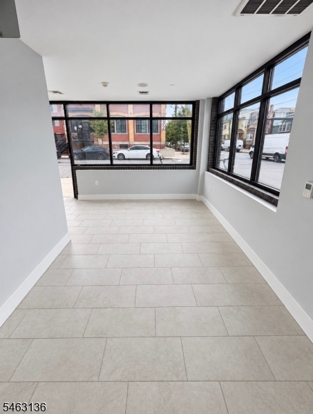 529 Mulberry Newark NJ 07114