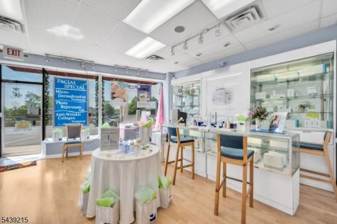 785 Njsh 22w North Plainfield NJ 07060