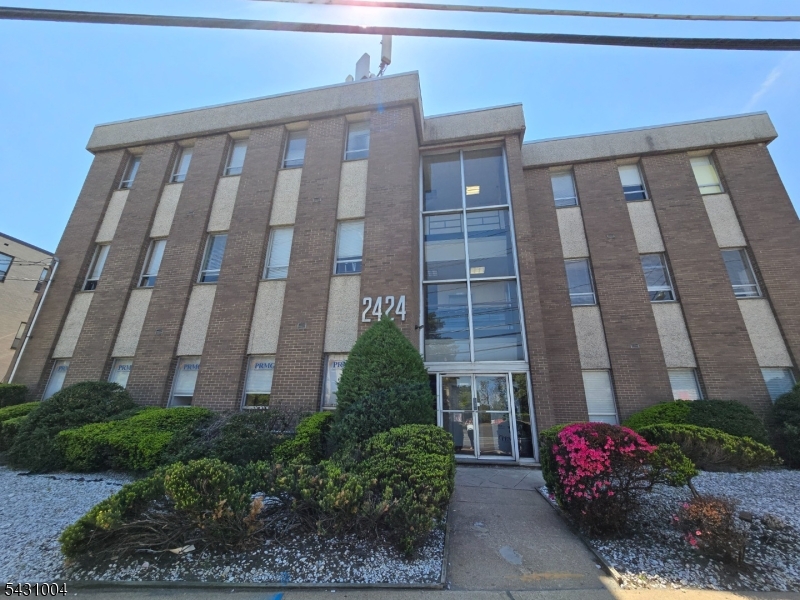 2424 Morris Avenue Union NJ 07083