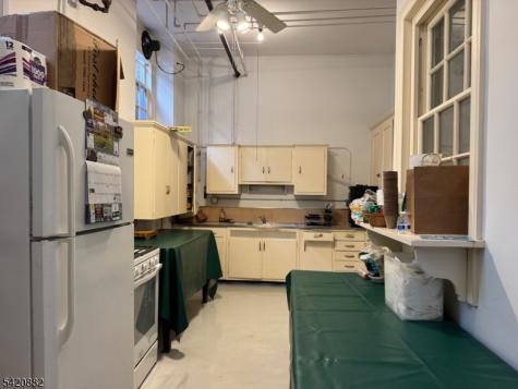 289 Park Street Montclair NJ 07043