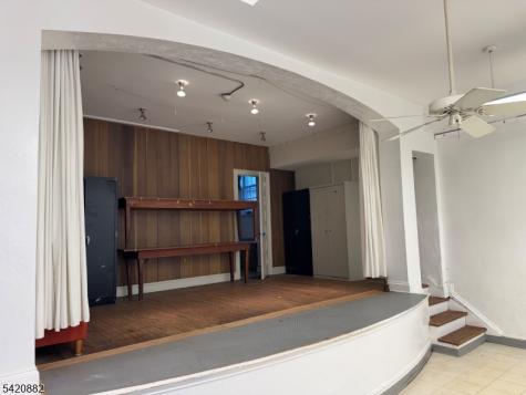 289 Park Street Montclair NJ 07043
