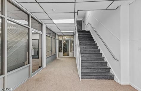 413 Frelinghuysen Avenue Newark NJ 07114