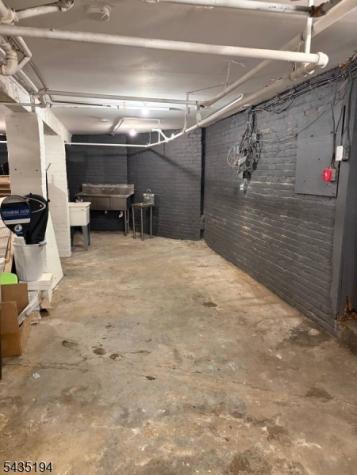 285 Main Street West Orange NJ 07052