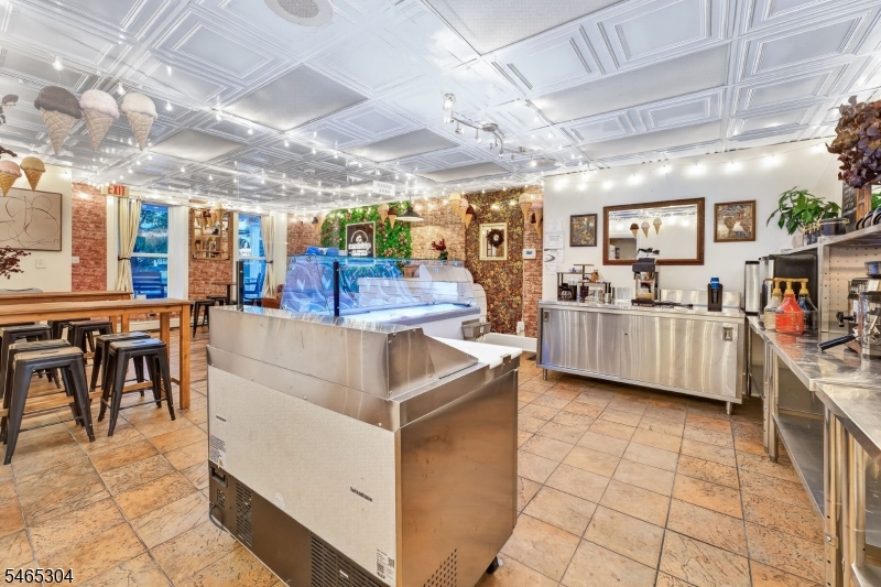 37 W Washington Avenue Washington NJ 07882