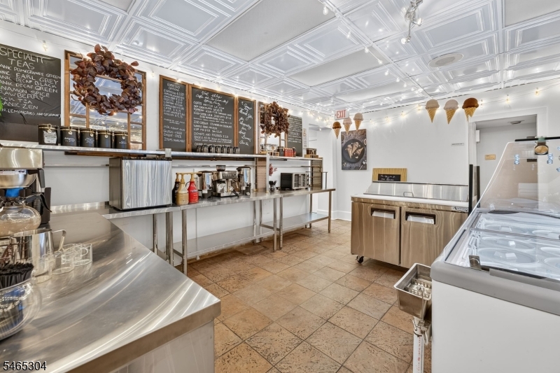 37 W Washington Avenue Washington NJ 07882