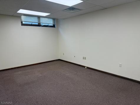 130 Pompton Avenue Verona NJ 07044