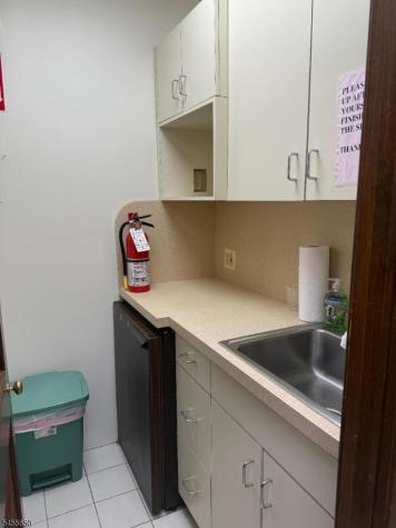 130 Pompton Avenue Verona NJ 07044