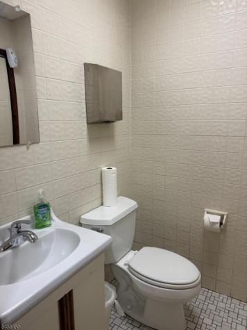 130 Pompton Avenue Verona NJ 07044