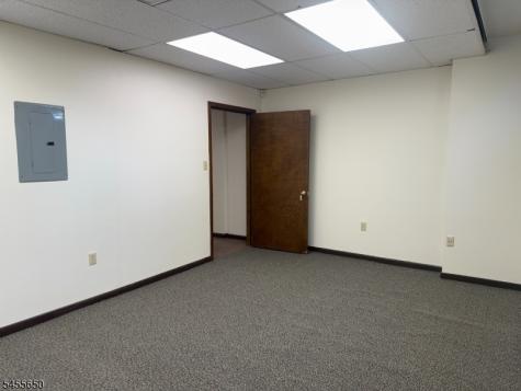 130 Pompton Avenue Verona NJ 07044