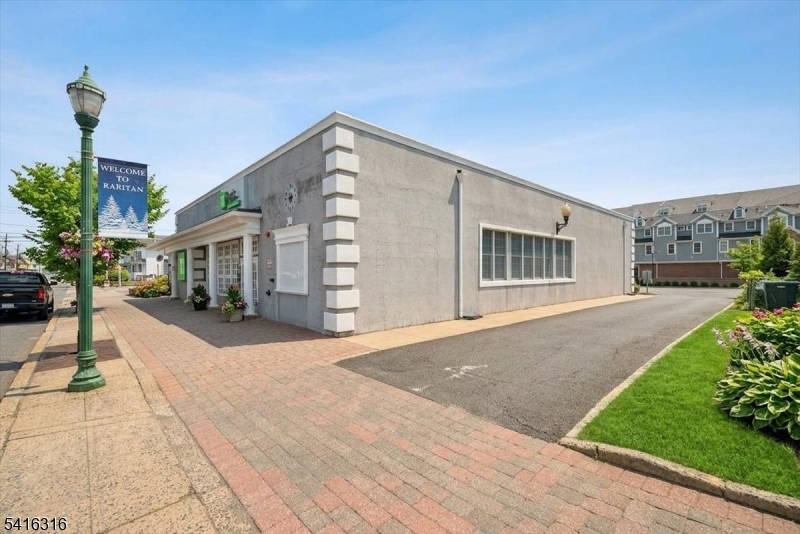 34 E Somerset Street Raritan NJ 08869